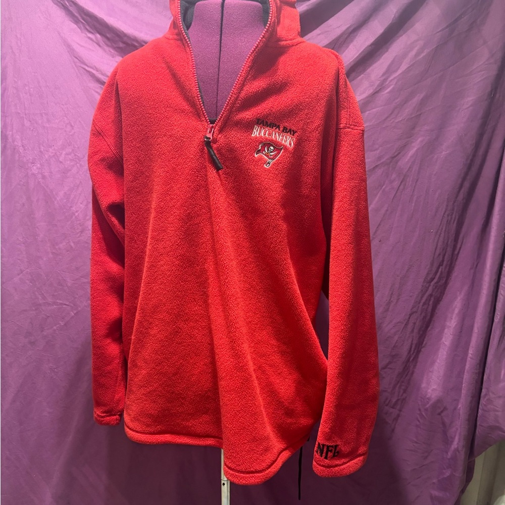 Tampa Bay Buccaneers Red Fleece Pullover with pockets and adjustable lower pull